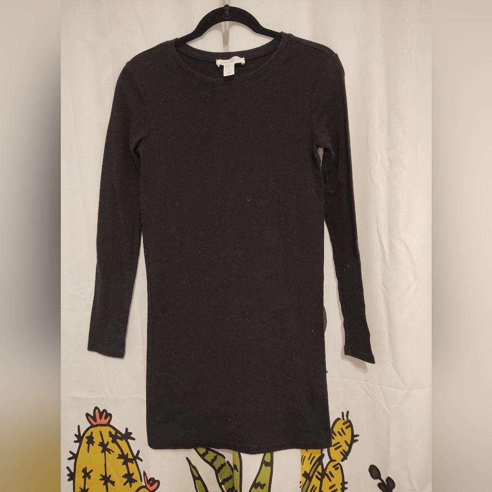 Forever 21 Long Sleeve Short Black Dress